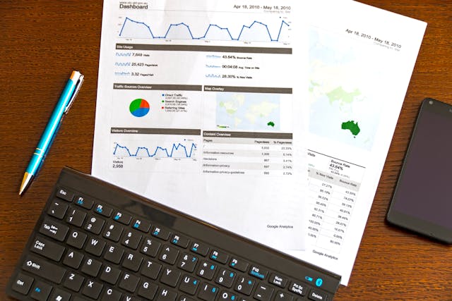 Infografik strategi jasa digital marketing Jakarta untuk membantu UMKM meningkatkan visibilitas online di era digital.